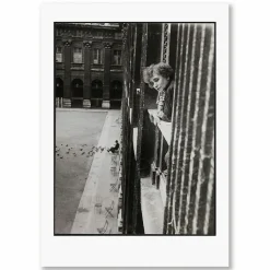 Boutiques de musées Affiches Et Reproductions-Affiche Pierre Jahan - Colette à la fenêtre de son appartement