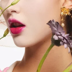 New Boutiques de musées Boucles d'oreilles à tiges fleur de lys - Les Néréides