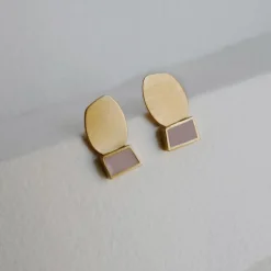 Discount Boutiques de musées Boucles d'oreilles dorées Collage mauve - Joidart