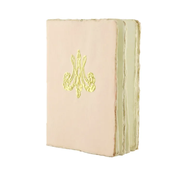 Boutiques de musées Cahiers Et Carnets-Cahier papier bouilli en cuve - Monogramme de Marie-Antoinette - Saumon