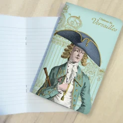 Online Boutiques de musées Carnet Galerie des modes - Petit Maître avec un chapeau à la Suisse et un gilet à la Turque