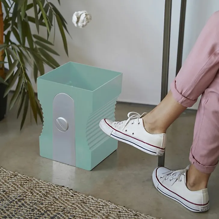 Boutiques de musées Design|Art De La Maison-Corbeille à papier Taille-crayon Turquoise - Balvi