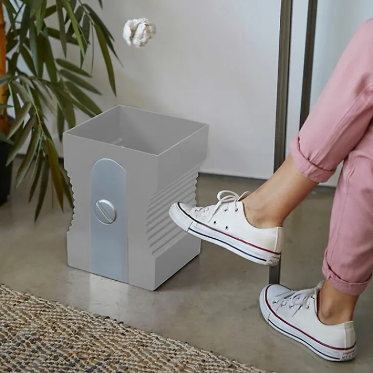 Boutiques de musées Accessoires De Bureau-Corbeille à papier Taille-crayon Gris - Balvi