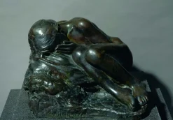 Outlet Boutiques de musées Fillette pleurant (panneaux acryliques)