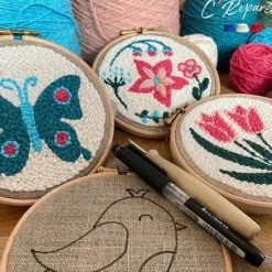 Online Boutiques de musées Kit Punch Needle 1 Motif - Papillon bleu