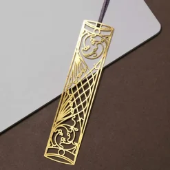 Boutiques de musées Cartes Et Marques Pages-Marque-page en métal avec ruban - Art nouveau arabesque - tout simplement,