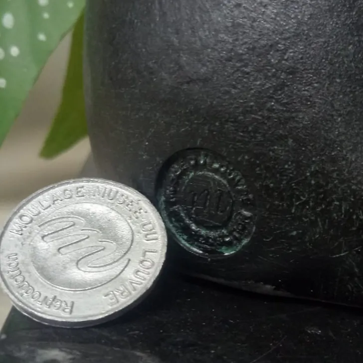 New Boutiques de musées Moulage Statuette déesse Bastet