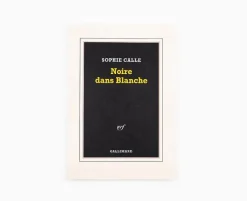 Boutiques de musées Littérature & Essais-Noire dans Blanche - Sophie Calle