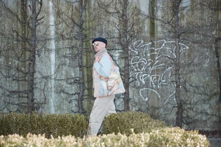 Sale Boutiques de musées Sac Van Gogh Autoportrait au chapeau de paille - Loqi